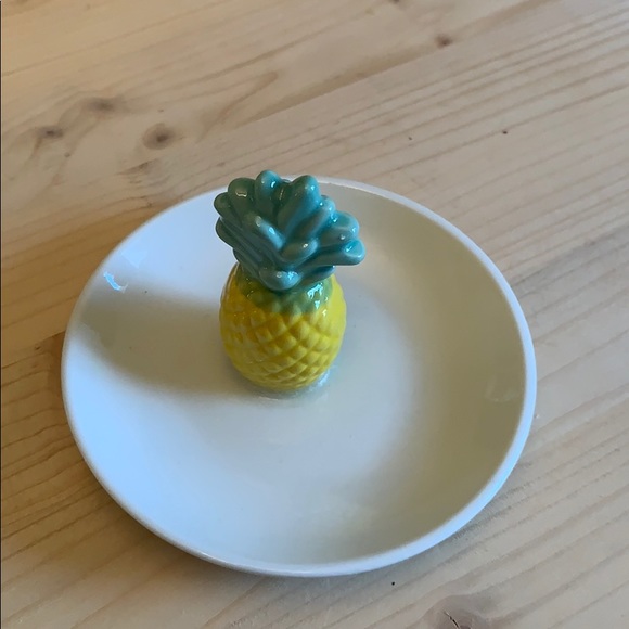 Pineapple Accessories Dish - Picture 3 of 4